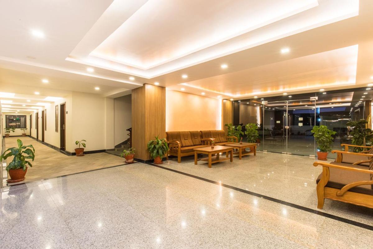 Park Safari Resort, Chitwan National Park Exterior photo
